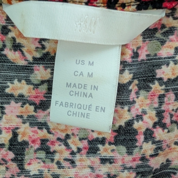 H&M Floral Blouse - Black and Pink, Sz M - Picture 8 of 10